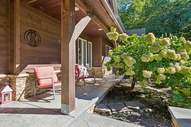 5 Ironwood Court, Jackson, NJ 08527