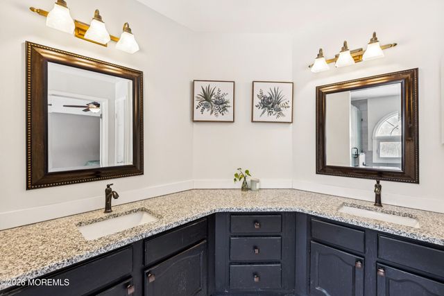 5 Ironwood Court, Jackson, NJ 08527