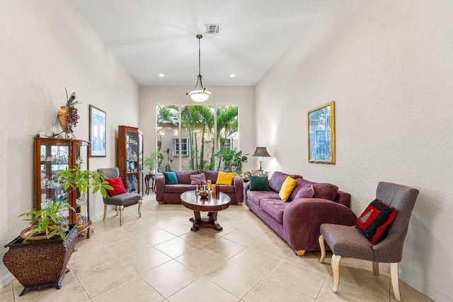 6383 Paradise Cove, West Palm Beach, FL 33411