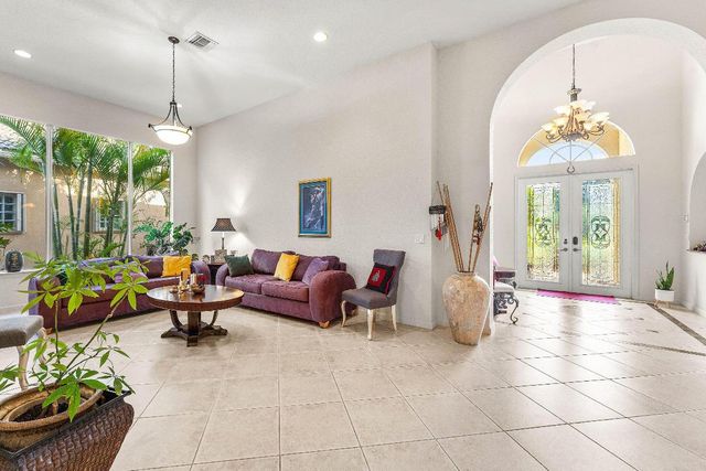 6383 Paradise Cove, West Palm Beach, FL 33411