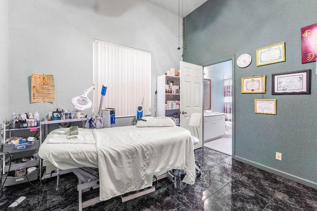 6383 Paradise Cove, West Palm Beach, FL 33411