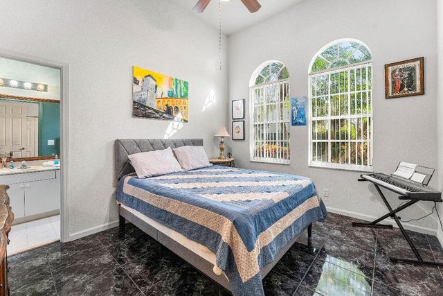 6383 Paradise Cove, West Palm Beach, FL 33411