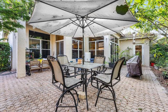 6383 Paradise Cove, West Palm Beach, FL 33411