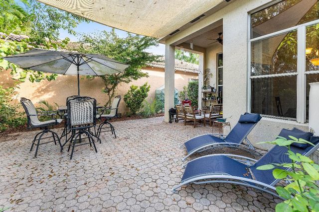 6383 Paradise Cove, West Palm Beach, FL 33411