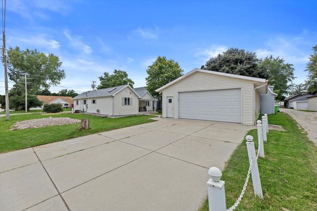 138 E Lehman STREET, Neosho, WI 53059