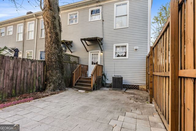 1402 Jefferson Street, Savannah, GA 31401