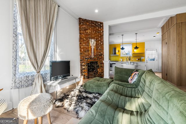 1402 Jefferson Street, Savannah, GA 31401