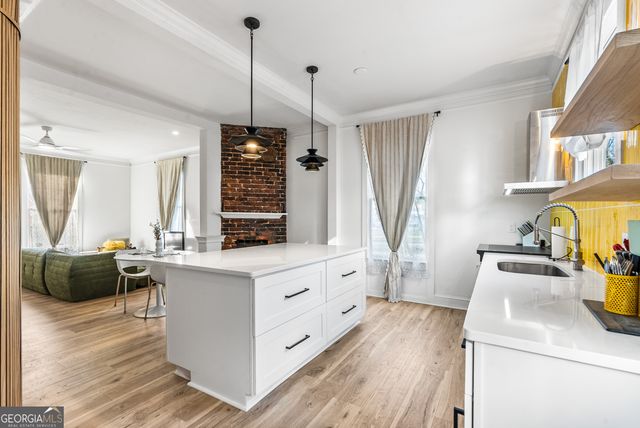 1402 Jefferson Street, Savannah, GA 31401