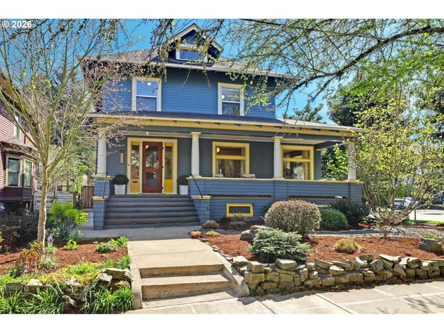 2406 Ne HALSEY St, Portland, OR 97232
