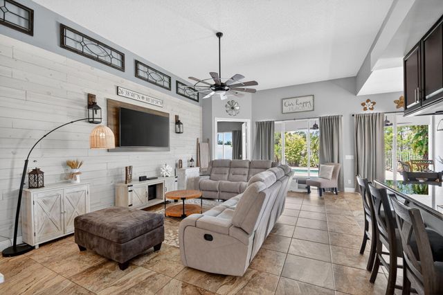 8142 Jolly Harbour Court, Wellington, FL 33414