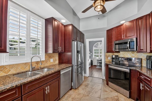 8142 Jolly Harbour Court, Wellington, FL 33414