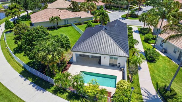 8142 Jolly Harbour Court, Wellington, FL 33414