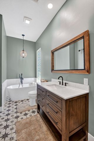 8142 Jolly Harbour Court, Wellington, FL 33414