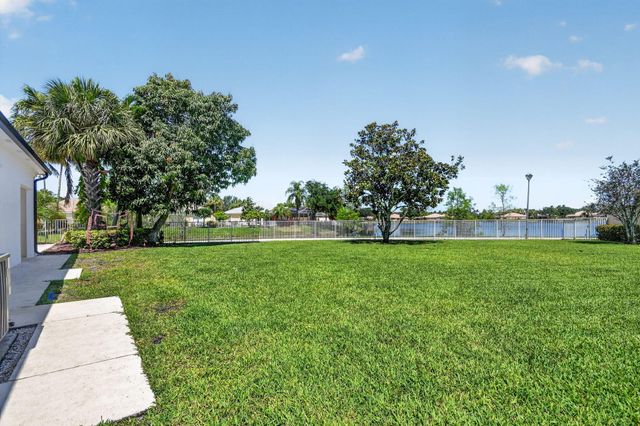 8142 Jolly Harbour Court, Wellington, FL 33414