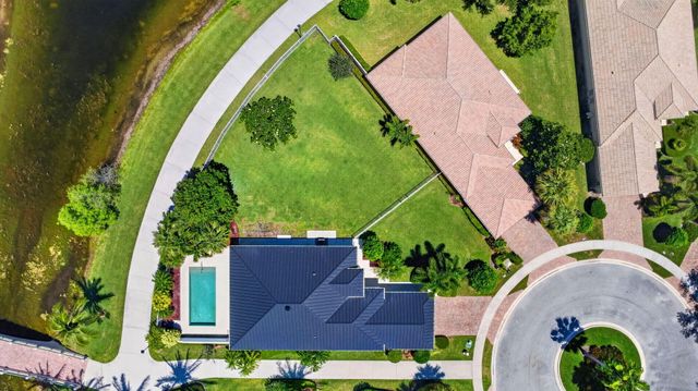 8142 Jolly Harbour Court, Wellington, FL 33414