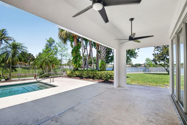 8142 Jolly Harbour Court, Wellington, FL 33414