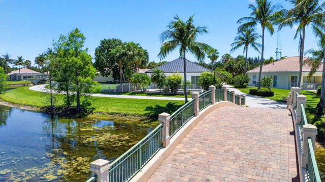 8142 Jolly Harbour Court, Wellington, FL 33414