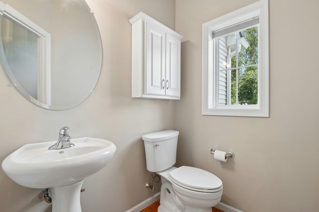 126 Clubhouse Lane 126, Northbridge, MA 01534
