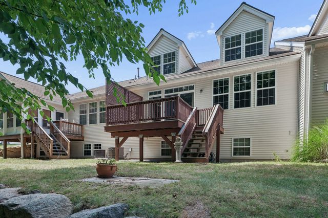 126 Clubhouse Lane 126, Northbridge, MA 01534