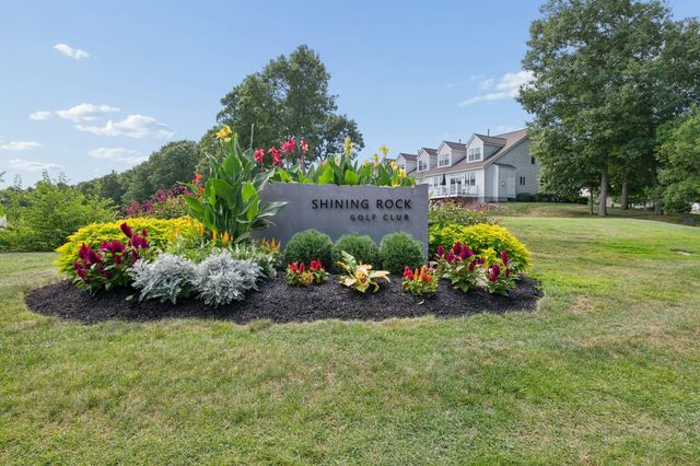 126 Clubhouse Lane 126, Northbridge, MA 01534