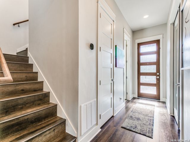 1103 N Pine St, San Antonio, TX 78202