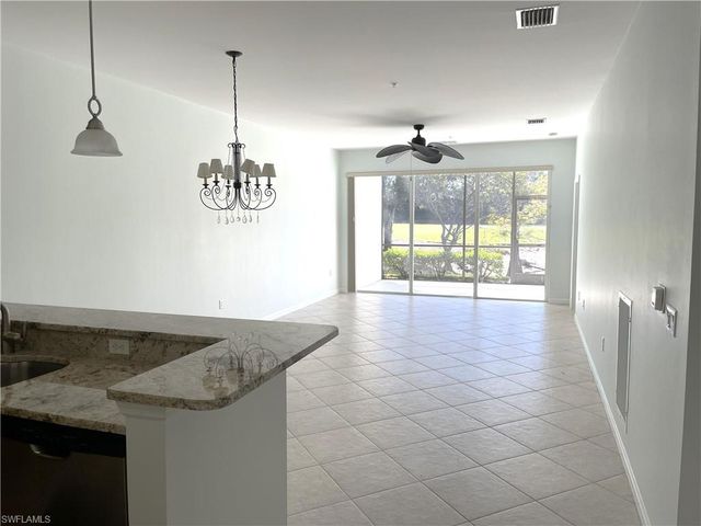 11081 Corsia Trieste WAY # 102, Bonita Springs, FL 34135