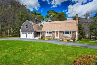 18 Fox Lane, West Falmouth, MA 02540