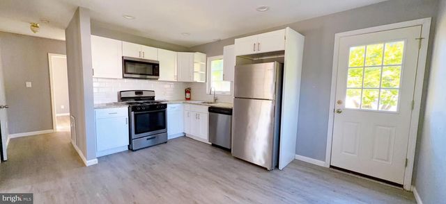601 UHLER AVE, Burlington, NJ 08016