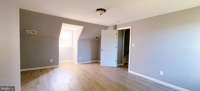 601 UHLER AVE, Burlington, NJ 08016