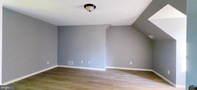 601 UHLER AVE, Burlington, NJ 08016