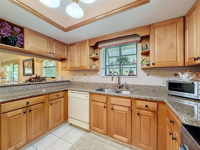 1309 HAMMOCK PINE BOULEVARD 1309, Clearwater, FL 33761