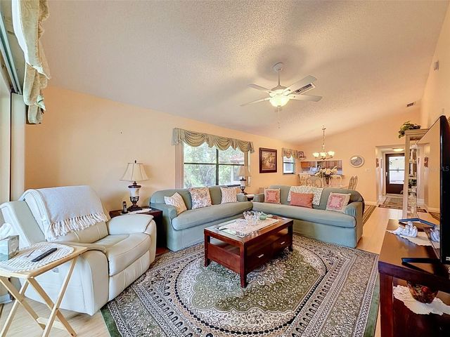 1309 HAMMOCK PINE BOULEVARD 1309, Clearwater, FL 33761