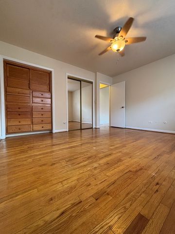 6921 N Ashland Boulevard 2B, Chicago, IL 60626
