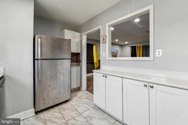 818 NEPTUNE AVE, Oxon Hill, MD 20745