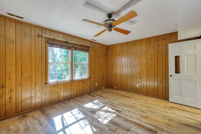 102 Wake Robin Circle, Spartanburg, SC 29301