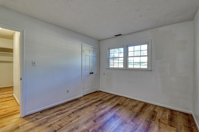 102 Wake Robin Circle, Spartanburg, SC 29301