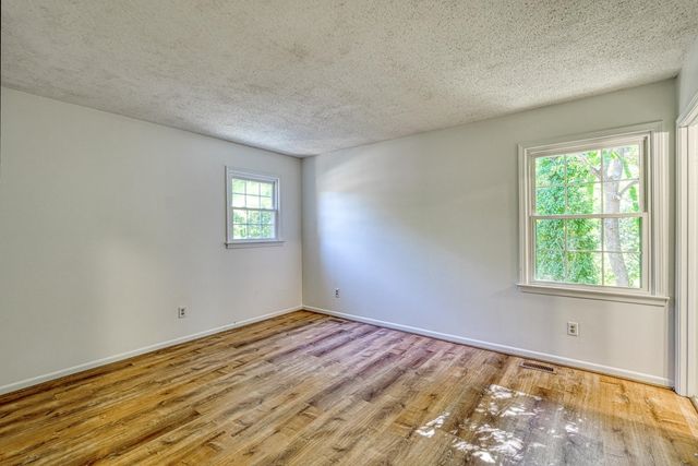 102 Wake Robin Circle, Spartanburg, SC 29301