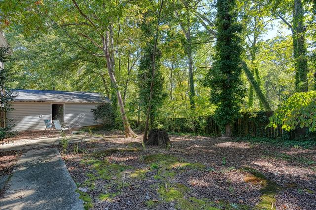 102 Wake Robin Circle, Spartanburg, SC 29301