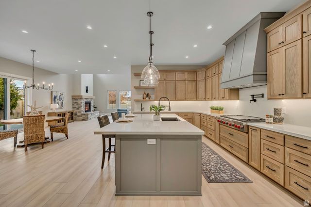 3168 W CHALK CREEK, South Jordan, UT 84095