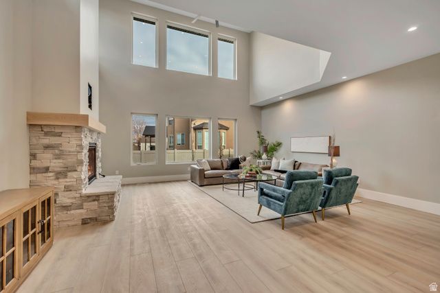 3168 W CHALK CREEK, South Jordan, UT 84095