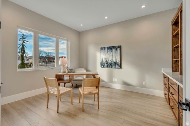 3168 W CHALK CREEK, South Jordan, UT 84095