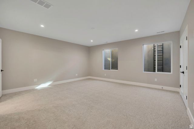 3168 W CHALK CREEK, South Jordan, UT 84095