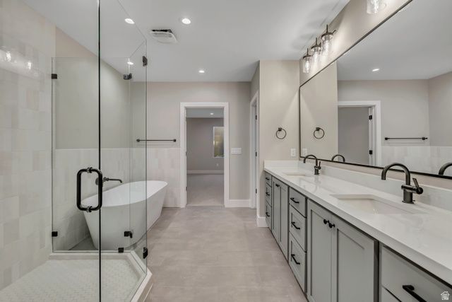 3168 W CHALK CREEK, South Jordan, UT 84095