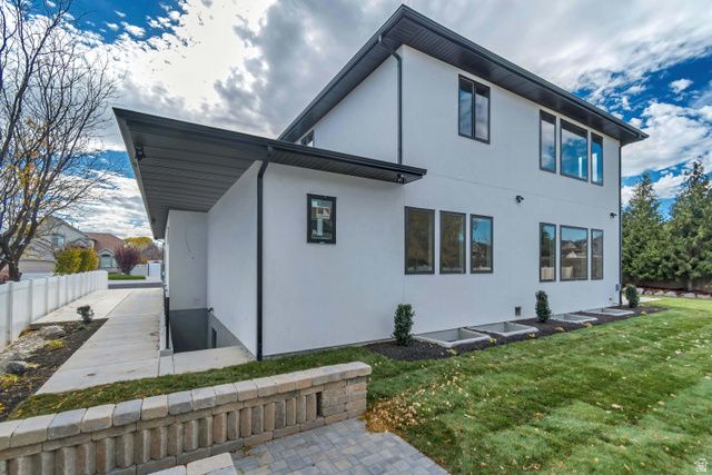 3168 W CHALK CREEK, South Jordan, UT 84095