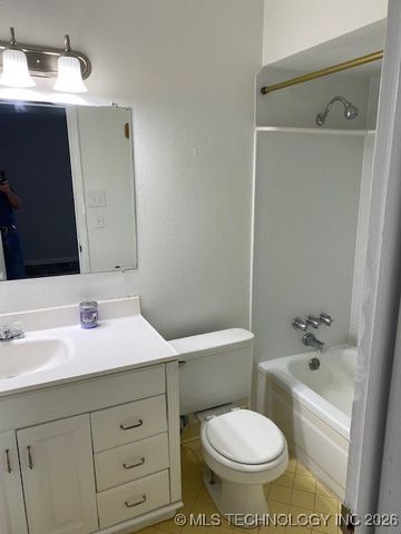 1530 E 66th Court, Tulsa, OK 74136