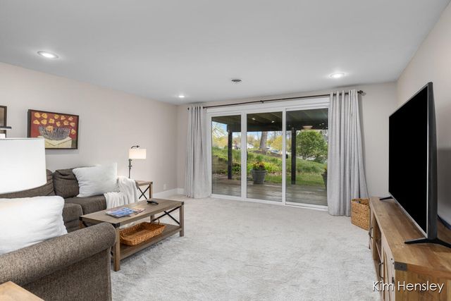 6641 Bella Vista Drive Ne, Cannon Twp, MI 49341