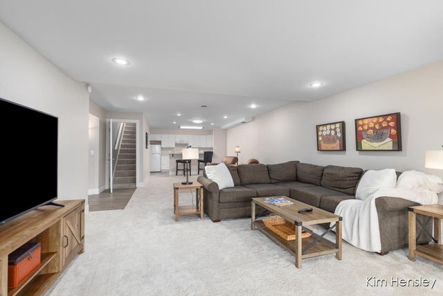 6641 Bella Vista Drive Ne, Cannon Twp, MI 49341