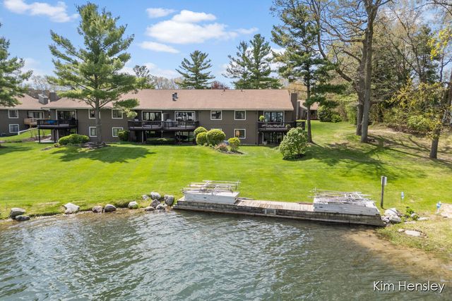 6641 Bella Vista Drive Ne, Cannon Twp, MI 49341
