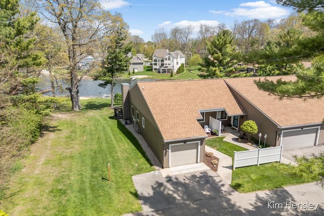 6641 Bella Vista Drive Ne, Cannon Twp, MI 49341