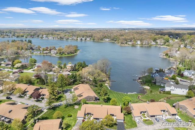 6641 Bella Vista Drive Ne, Cannon Twp, MI 49341